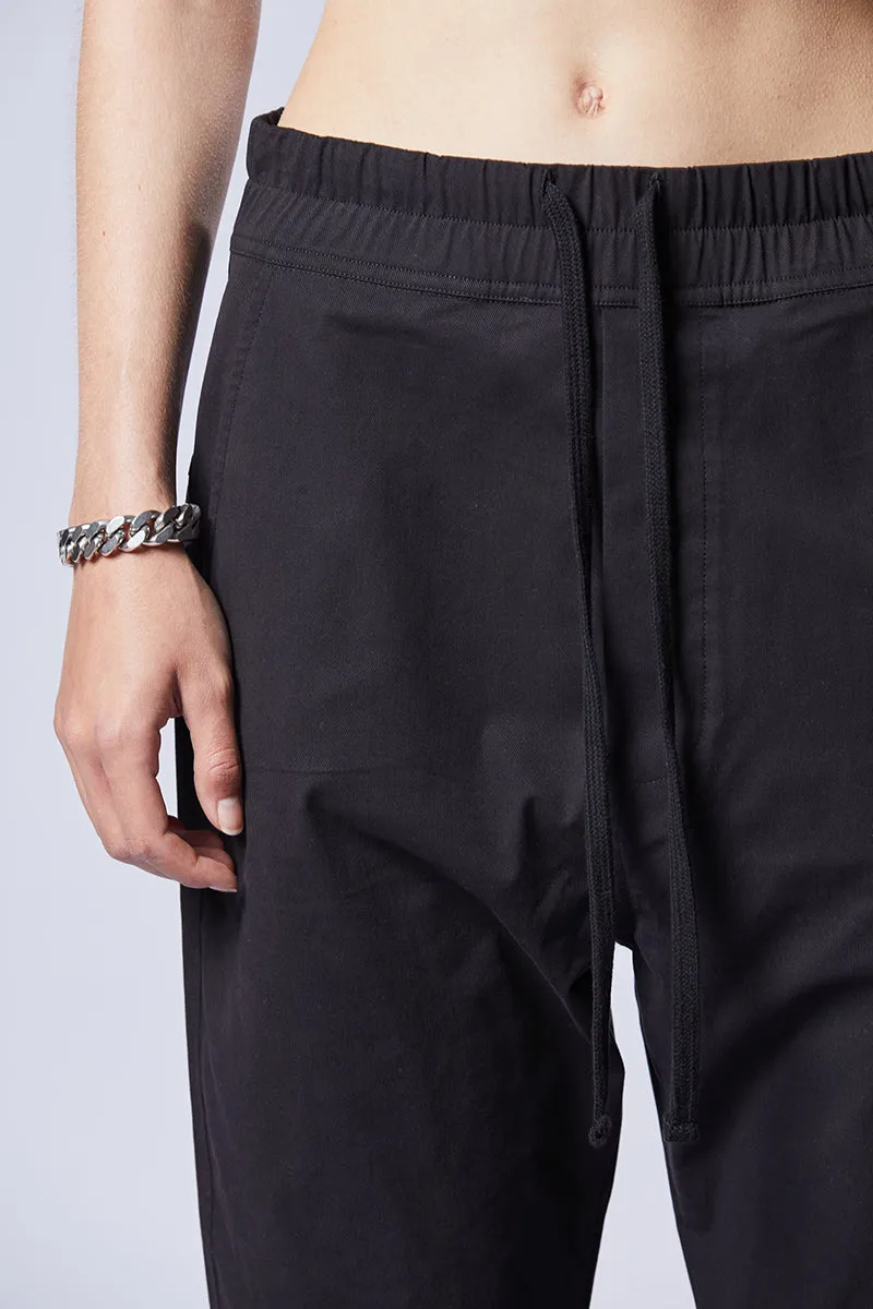 BLACK RELAXED FIT CROPPED PANTS