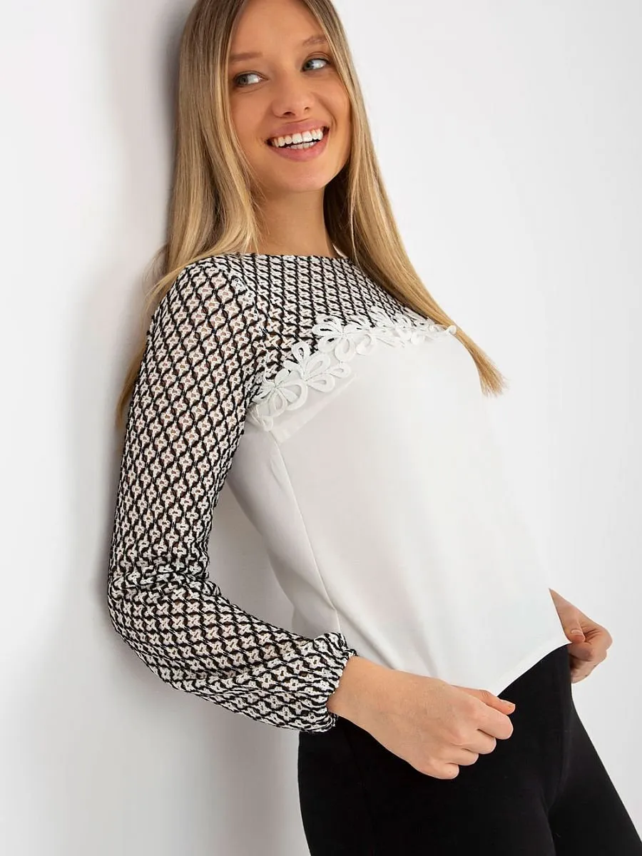 Blouse model 176737 Lakerta