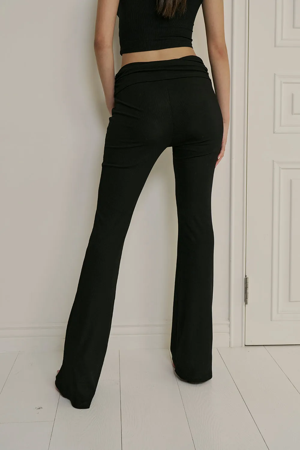 一見鍾情羅紋翻腰長褲<br>Elegant Rib Knit High Waist Pants