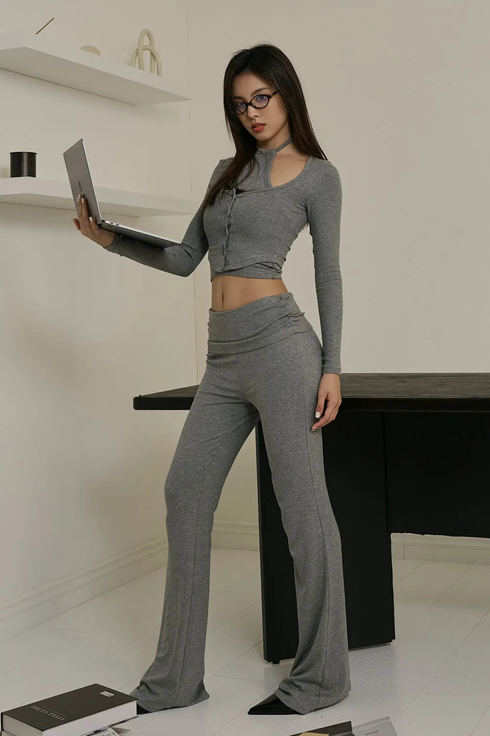 一見鍾情羅紋翻腰長褲<br>Elegant Rib Knit High Waist Pants