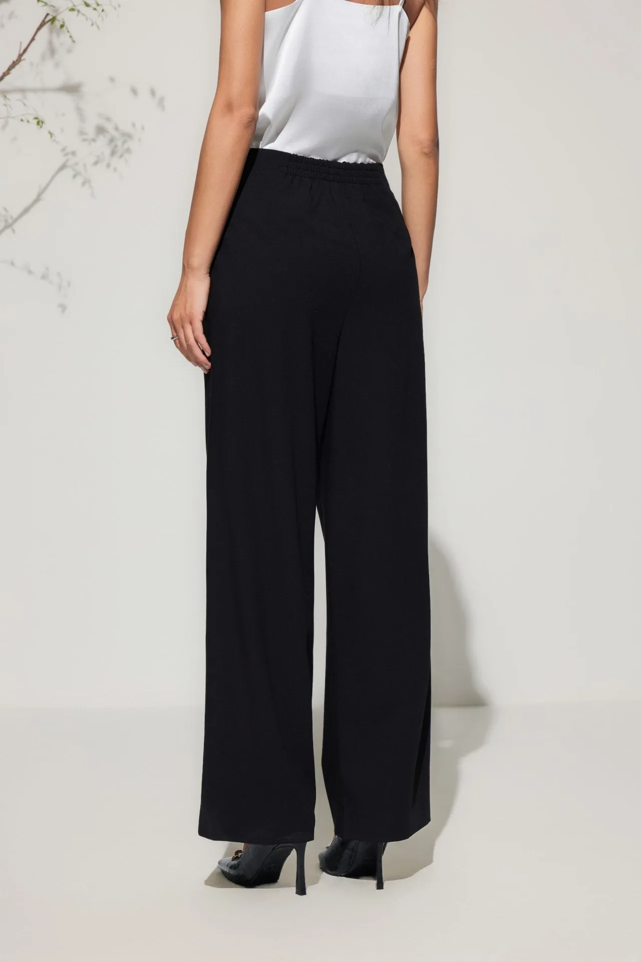 Relaxed Straight Leg Casual Pants