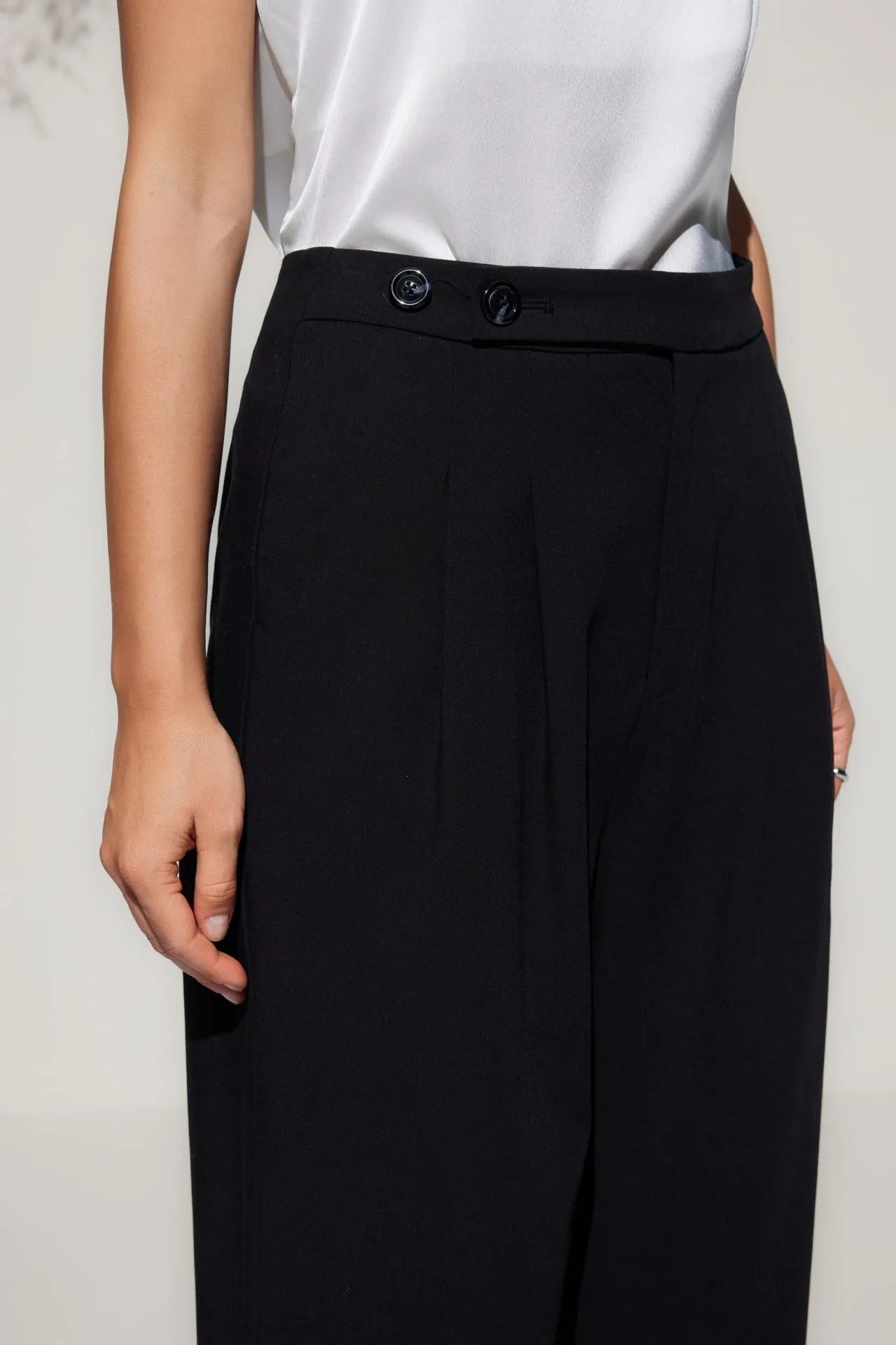 Relaxed Straight Leg Casual Pants