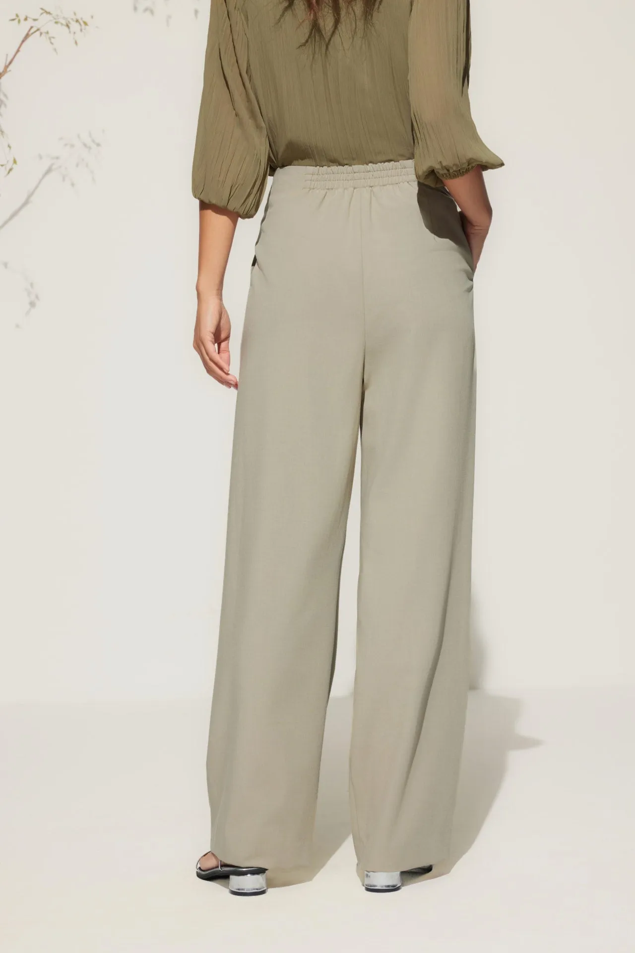 Relaxed Straight Leg Casual Pants