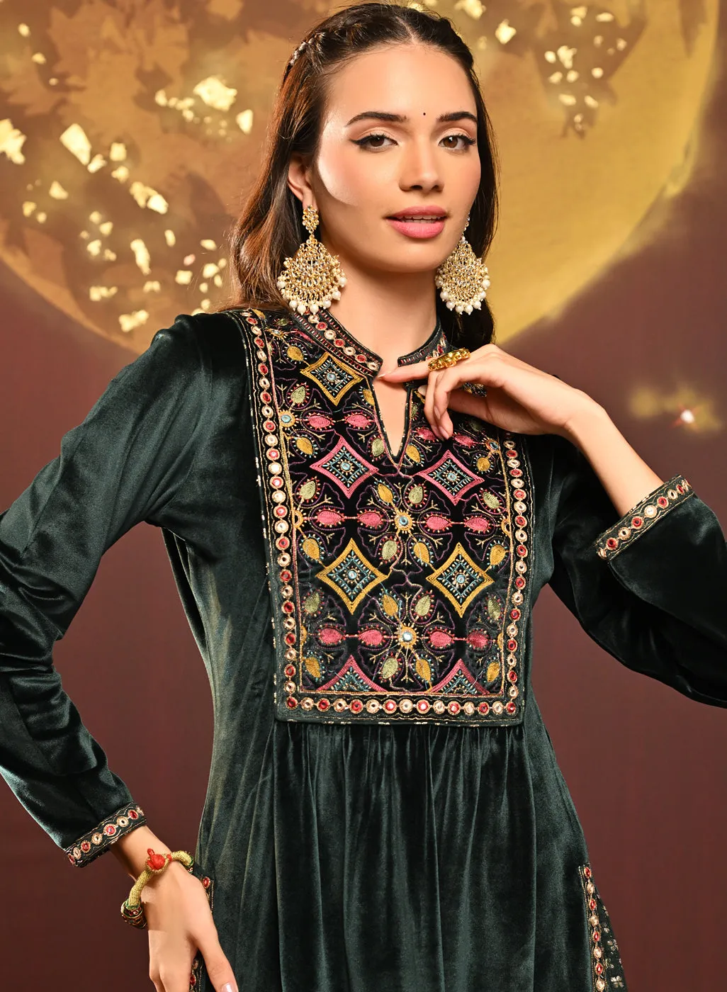 Zainab Green Embroidered Velvet Kurta Set for Women
